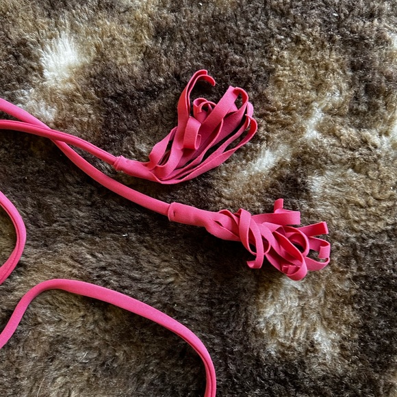 Acacia swim top - Picture 3 of 3